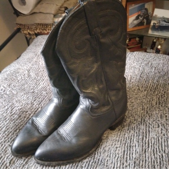 Men’s Tony Lama Boots Like New - Picture 1 of 2